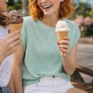 Vintage 80s 90s Short Sleeve Knit Sweater M Mint Green Blue Retro Cottagecore